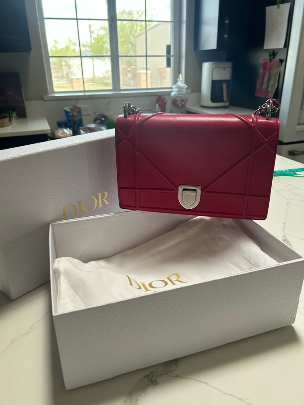 Dior Diorama Magenta Pink with Silver Chain Strap - Picture 2 of 14